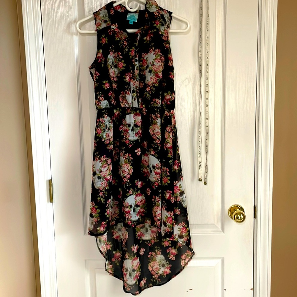 Skull & Roses highlow buttonup dress